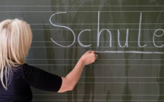 У Німеччині вчительці більше 15 років оплачували безперервний «лікарняний»: суд зобов'язав пройти медичний огляд