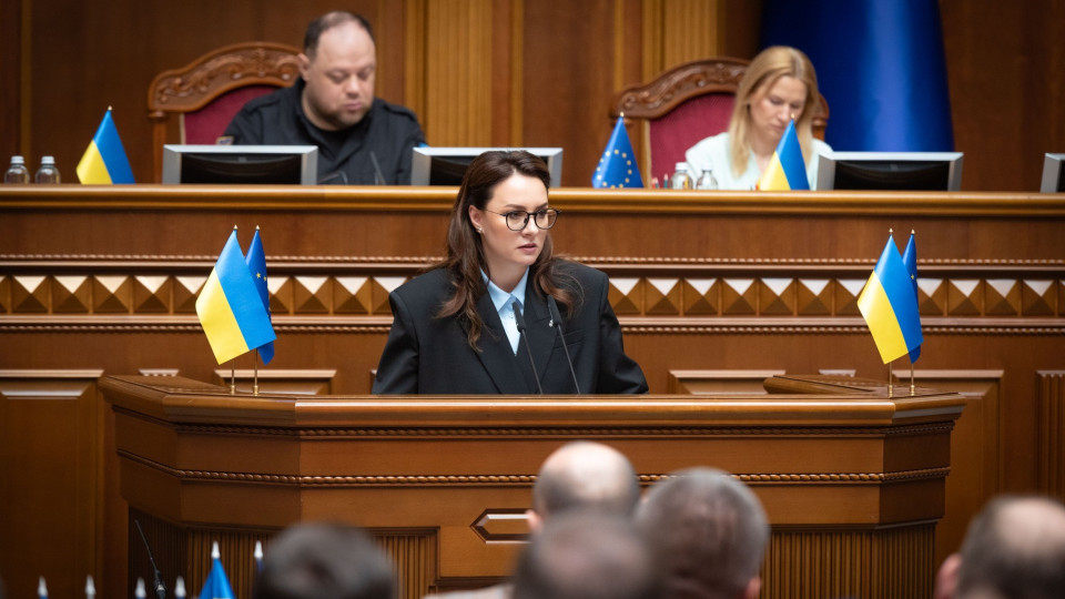 Ми ведемо цю дискусію разом з військовими – Юлія Свириденко щодо дозволу на виїзд чоловікам до 22 років