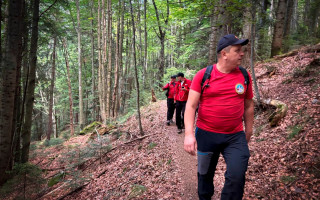 На Закарпатье 26-летний турист сорвался в обрыв и погиб