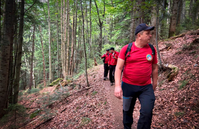 На Закарпатті 26-річний турист зірвався в урвище й загинув