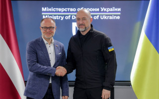 Шмыгаль и Спрудс обсудили военную помощь Латвии и потребности ВСУ на фронте