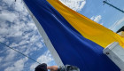 На Одесском маяке подняли гигантский флаг Украины