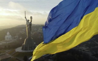Фон дер Ляйен, Мерц и Макрон поздравили Украину с Днем Независимости