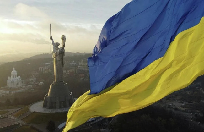 Фон дер Ляєн, Мерц і Макрон привітали Україну з Днем Незалежності