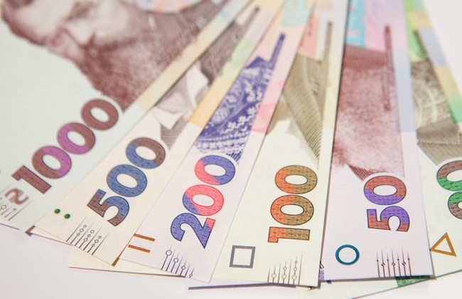 Работник с нефиксированным графиком не работал целый месяц — получит ли он зарплату