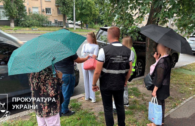 Директор киевского предприятия подозревается в фиктивном бронировании военнообязанных за $19 тысяч