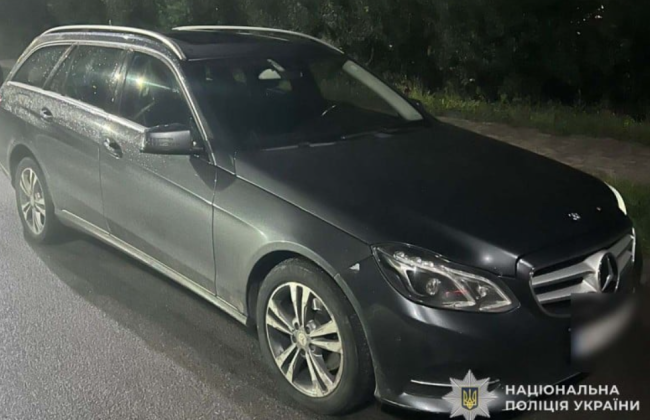 В Тернополе нетрезвый водитель предлагал полицейским $1000 взятки