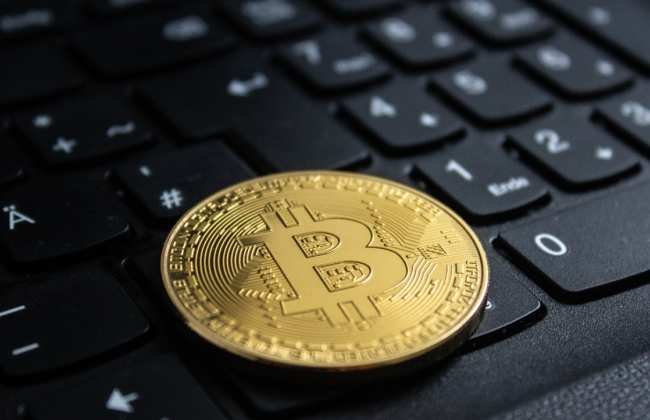 Чиновники «забывают пароли» и «теряют ключи»: НАПК о типовых схемах с декларированием криптовалюты