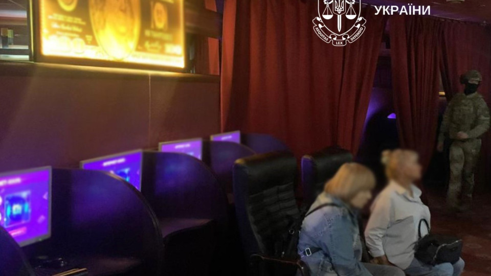 У Києві ліквідували мережу з 10 підпільних гральних закладів із щоденним прибутком у пів мільйона гривень