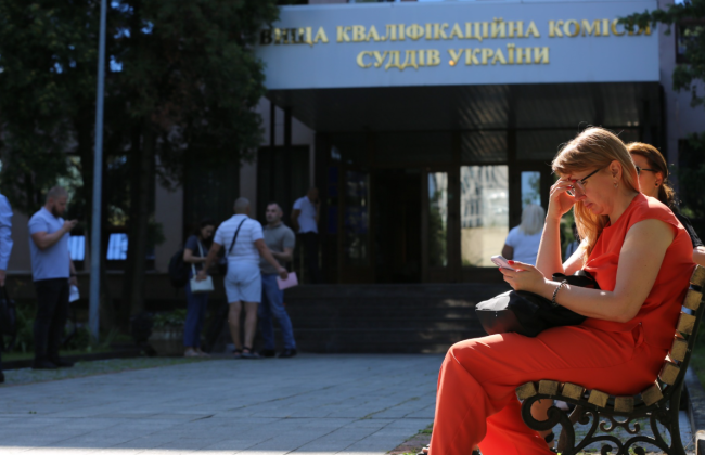 Хто хоче стати суддями Вищого антикорупційного суду — стать, вік, досвід професійної діяльності