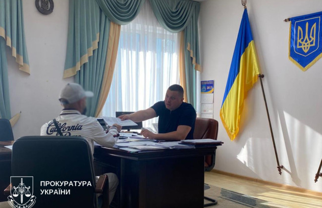 В Киеве будут судить троих мужчин за схему с отсрочкой ВВК за $2600