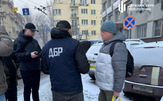 У Львові судитимуть адвоката, який виманював гроші у родин загиблих та зниклих безвісти військових