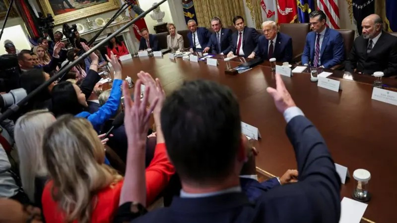 Трамп заговорив про санкції та великі мита і проти України, а не тільки РФ – що відомо