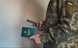 ГПСУ: мужчин 18–22 лет уже начали выпускать за границу
