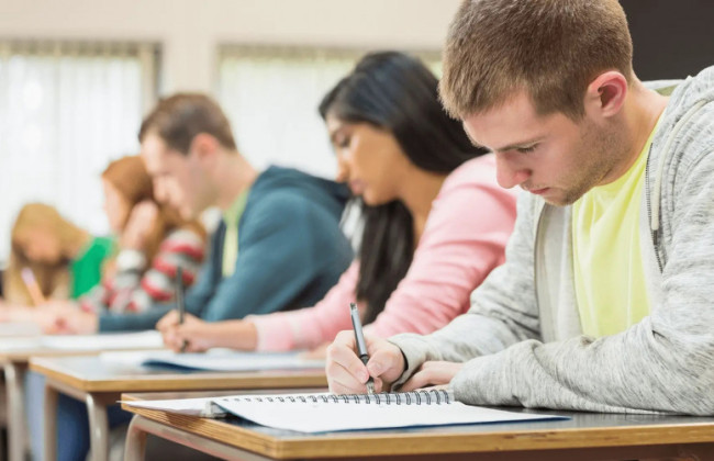 В Пенсионном фонде объяснили, кто имеет право на получение социальных стипендий