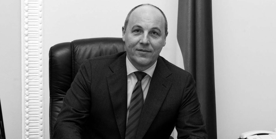 Володимир Зеленський про розслідування вбивства Андрія Парубія: залучені всі служби, працюють цілодобово