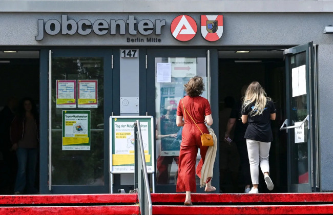 В Германии введут санкции для бездельников: пропустил встречу в центре занятости — потеряешь до 30% выплаты