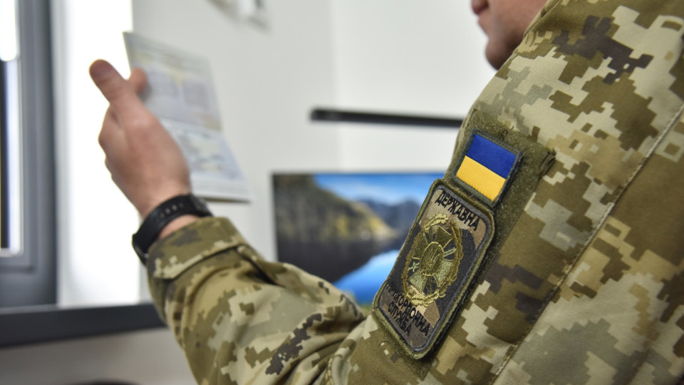Для українців змінюються правила перетину кордонів ЄС