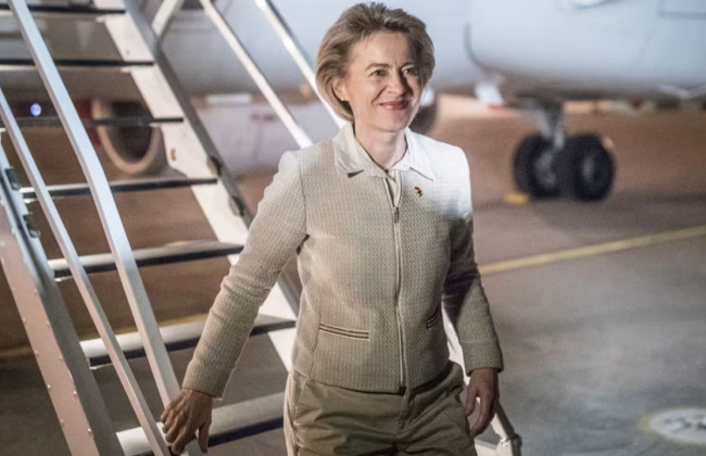 Самолет Урсулы фон дер Ляйен экстренно приземлился в Болгарии из-за сбоев GPS