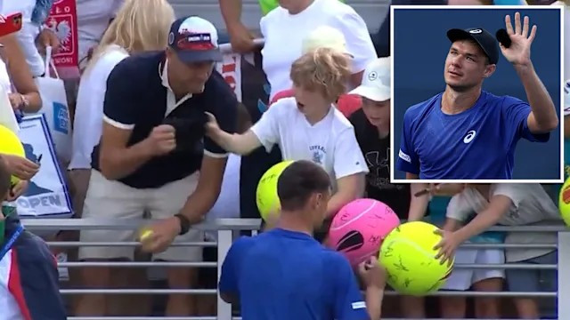 Теннисист US Open  подарил кепку мальчику, у которого ее выхватили на – видео момента стало вирусным