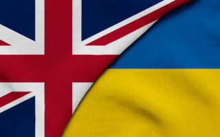 Великобритания еще 2 года будет предоставлять защиту и гуманитарную помощь украинским беженцам