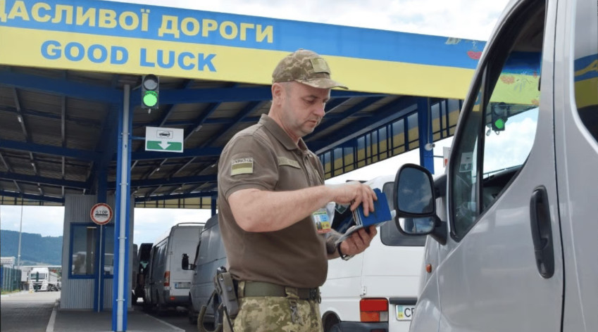 В Верховной Раде считают, что свободное пересечение границы мужчинами 18–22 лет будет стимулировать их въезд в Украину