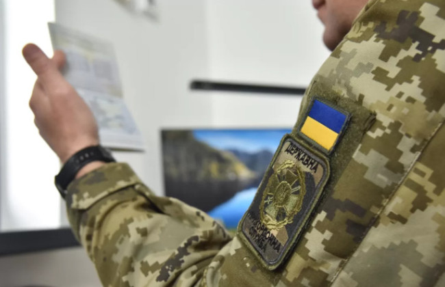 Пропуск женщин-депутатов местных советов на границе будет осуществляться только после обновления баз данных