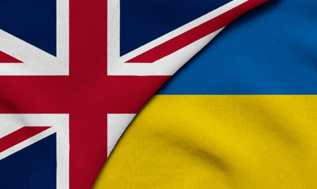 Великобритания еще 2 года будет предоставлять защиту и гуманитарную помощь украинским беженцам