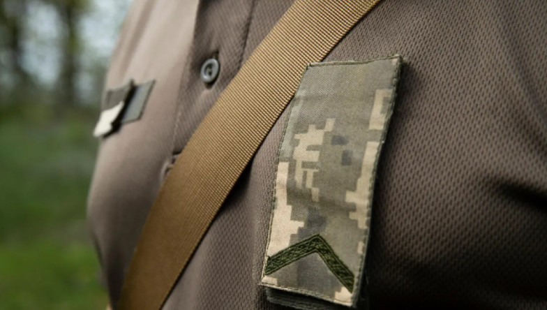 Рада розгляне законопроект про кримінальне покарання цивільних осіб за публікації, що ображають військових
