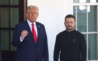 Зеленский проводит видеоконференцию с Трампом и европейскими лидерами — Le Monde