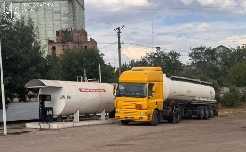 В Одесской области будут судить дельца, который организовал незаконную продажу топлива с двух АЗС