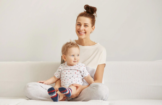 Можно ли отказать в работе женщине с малышом до 3 лет — Гоструда объяснила