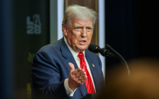 Трамп после разговора с Зеленским заявил о намерении поговорить с Путиным
