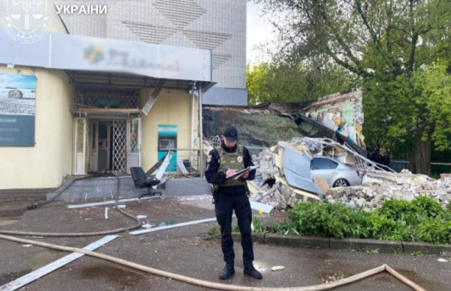 В Чернигове осудили двух мужчин, которые подорвали банк, пытаясь похитить 5,5 млн грн