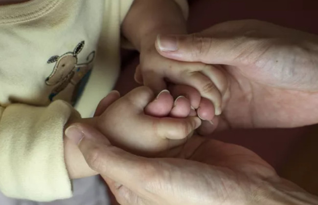 Пенсионный фонд напомнил условия назначения государственной помощи на детей одиноким матерям