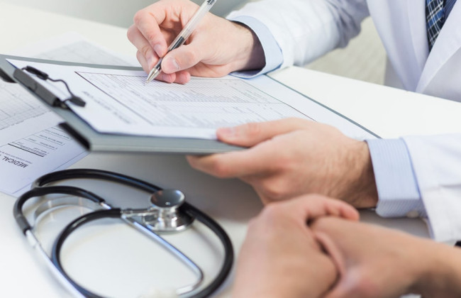 В Житомире врача-хирурга подозревают в халатности, из-за которой умер пациент