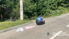 Во Львове отец забыл трубку с младенцем на крыше авто: она упала во время движения