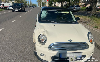 У Миколаєві покарали жінку, яка на пішохідному переході скоїла наїзд на пенсіонерку