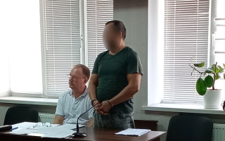 У Миколаєві «чорний лісоруб» хотів за 800 євро викупити у слідчого арештований автомобіль