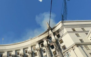 Юлія Свириденко показала, як виглядає будівля Уряду після російської атаки – фото