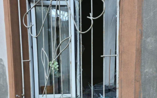 В Одесі під час нічної атаки пошкоджено будівлю ДРАЦС, фото