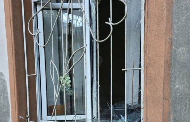 В Одессе во время ночной атаки повреждено здание ГРАГС, фото