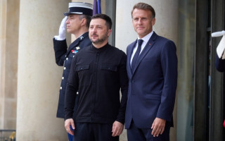 Зеленський обговорив масований обстріл з Макроном: Готуємо нові заходи для зміцнення нашої оборони