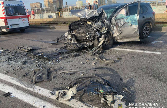 24-летний водитель на скорости вылетел на встречную полосу — подробности смертельного ДТП на Харьковском шоссе в Киеве