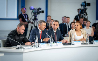 Марченко: В госбюджете-2026 приоритет — оборона, но предусмотрены дотации общиенам, образованию и жилью для ВПО