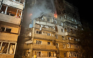 У ДСНС показали наслідки атаки на Київ – знову у вогні багаповерхівки, фото