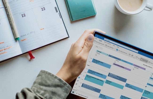 Образовательный омбудсмен призвала родителей не платить за электронный дневник в школе
