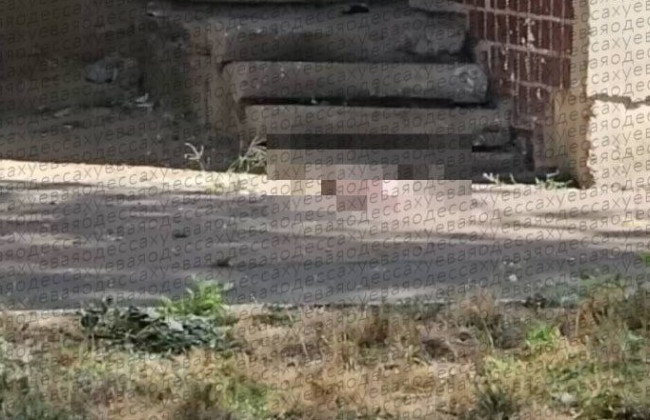 В Одессе женщина выбросила новорожденного ребенка из окна пятого этажа