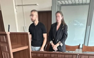 Киевскому юристу сообщили о подозрении за организацию незаконного выезда из Украины мужчин за 1,53 млн грн