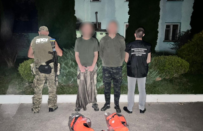 Возле Венгрии задержали беглецов с ножовками и спасательными жилетами